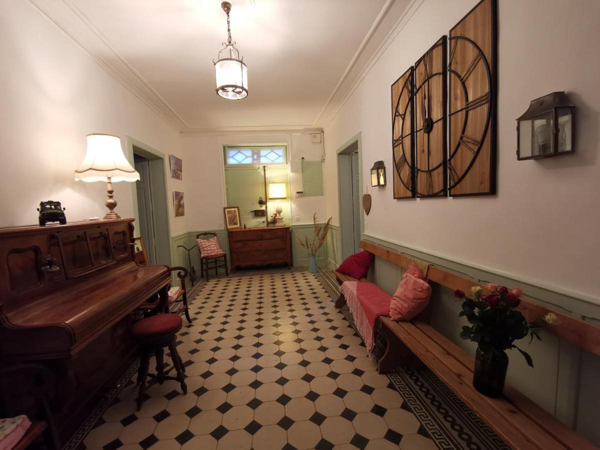 הוילה Vergèze La Taniere 16 Couchages מראה חיצוני תמונה