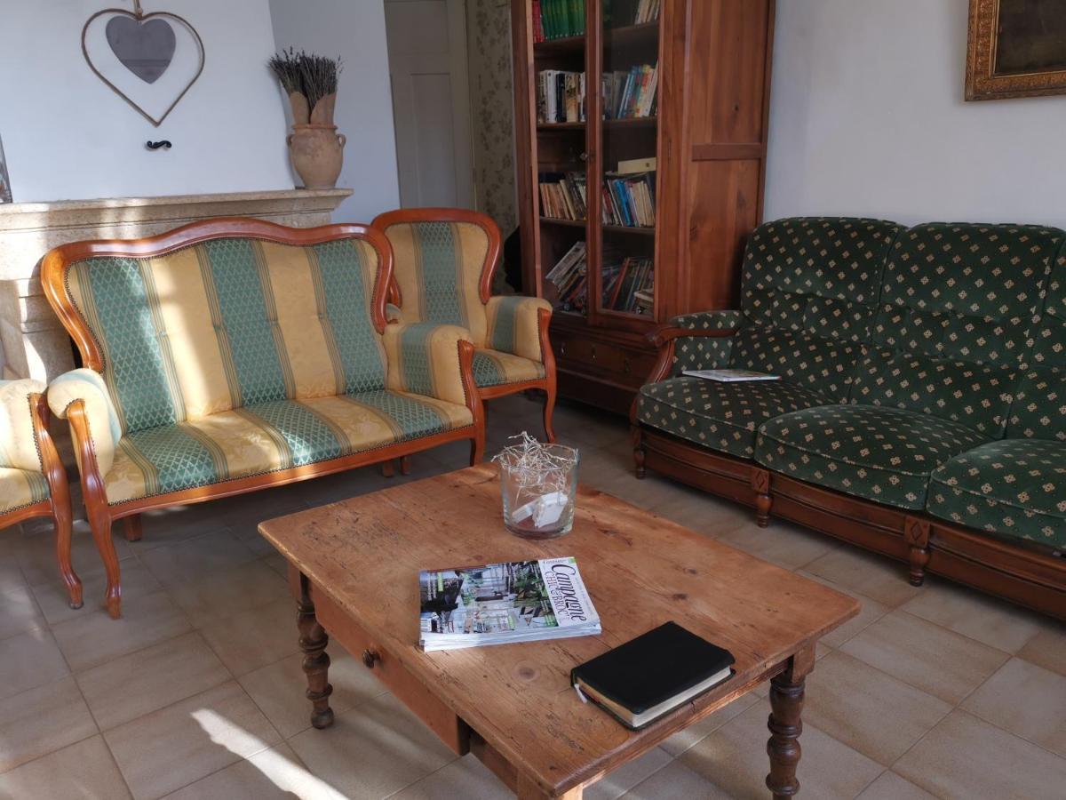 הוילה Vergèze La Taniere 16 Couchages מראה חיצוני תמונה