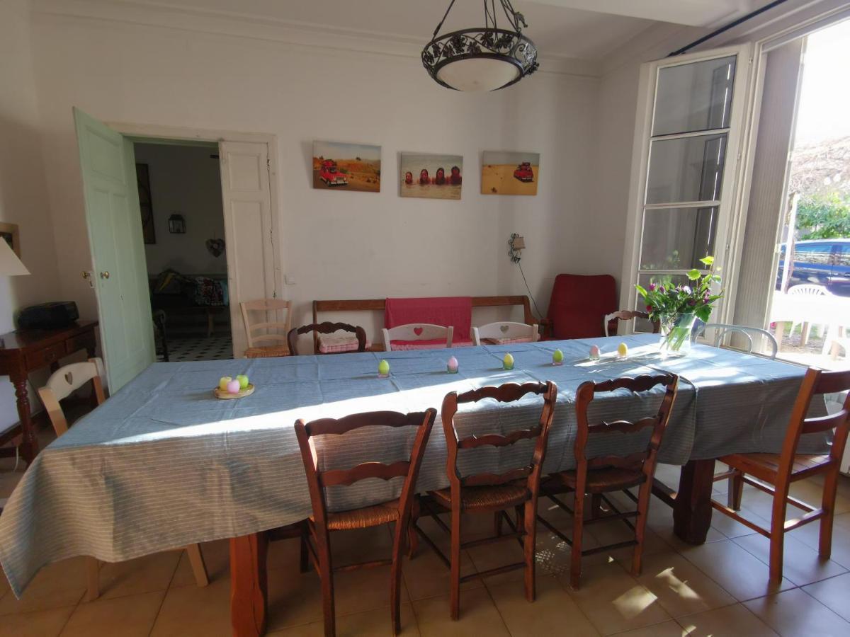 הוילה Vergèze La Taniere 16 Couchages מראה חיצוני תמונה