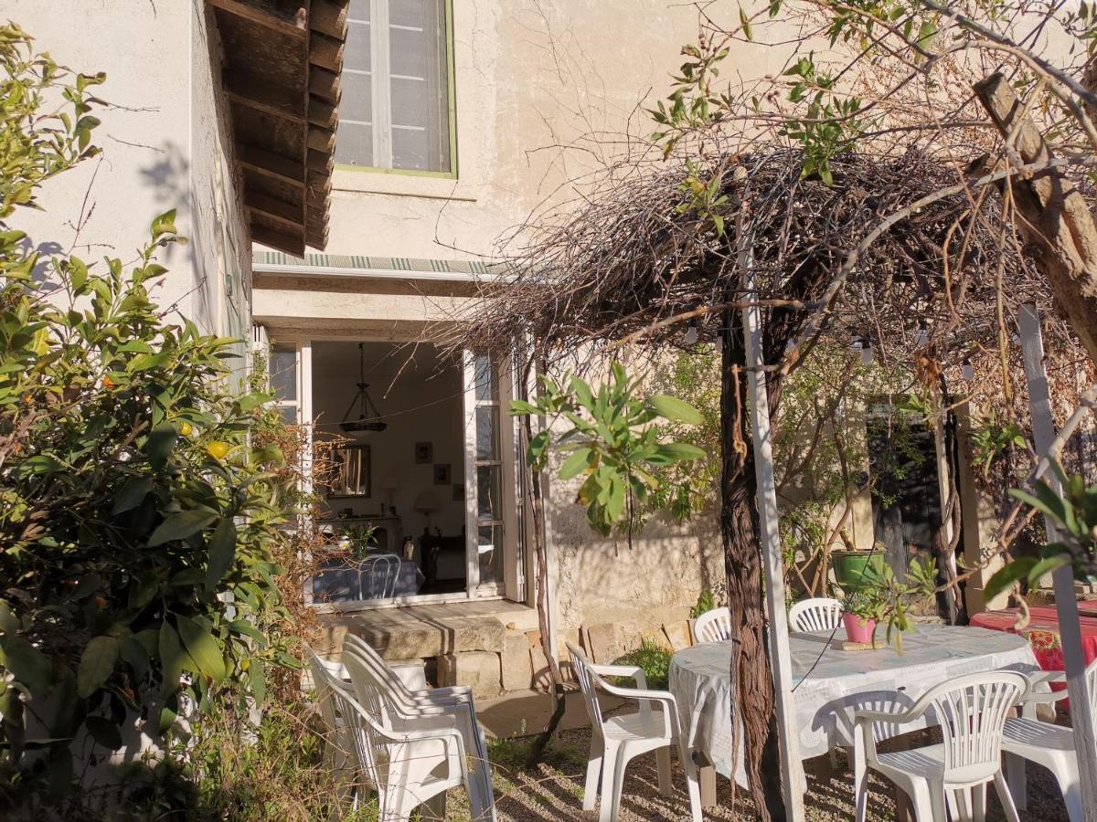 הוילה Vergèze La Taniere 16 Couchages מראה חיצוני תמונה