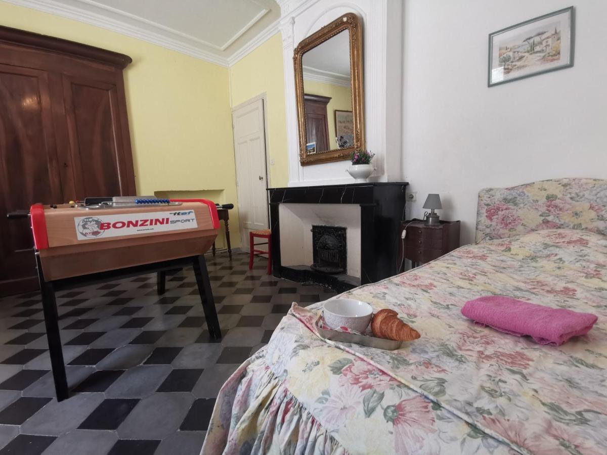 הוילה Vergèze La Taniere 16 Couchages מראה חיצוני תמונה