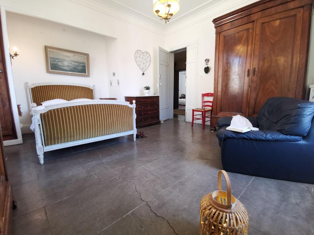 הוילה Vergèze La Taniere 16 Couchages מראה חיצוני תמונה