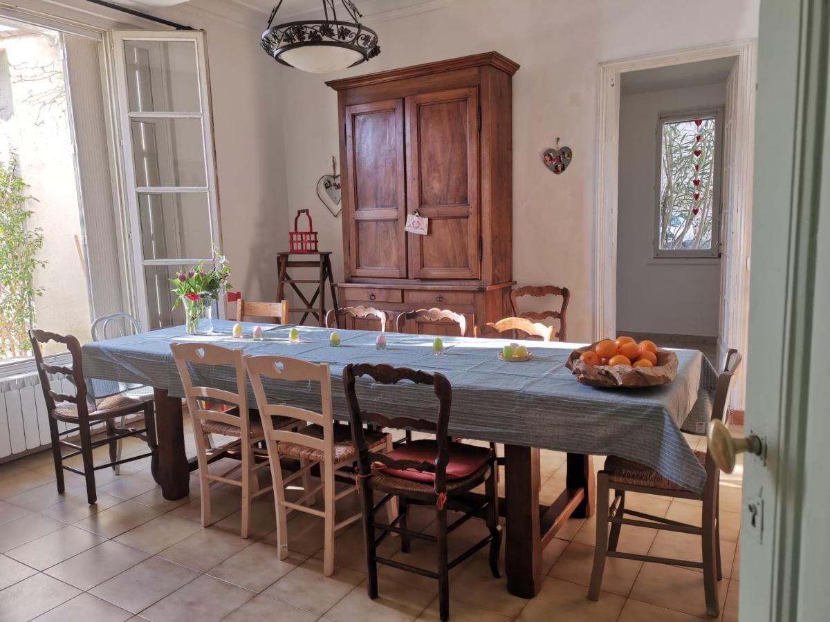 הוילה Vergèze La Taniere 16 Couchages מראה חיצוני תמונה